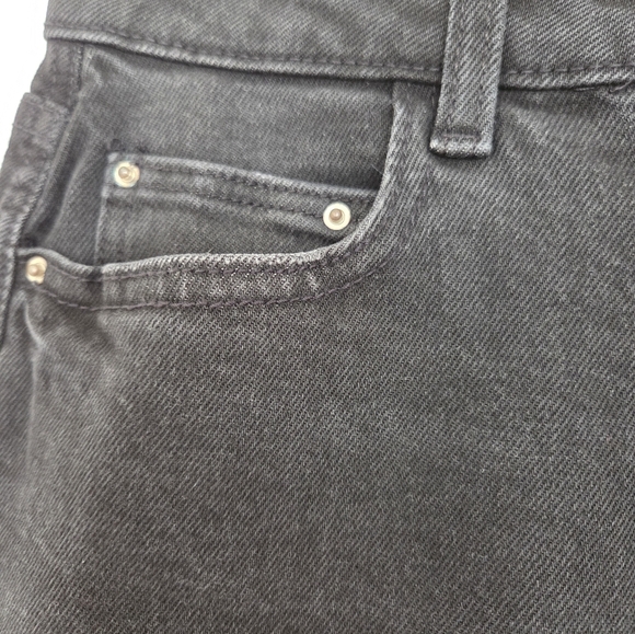 ZARA Black Mom Fit High-Waisted Jeans (Size 36 / US 4 / 26) - Picture 3 of 9